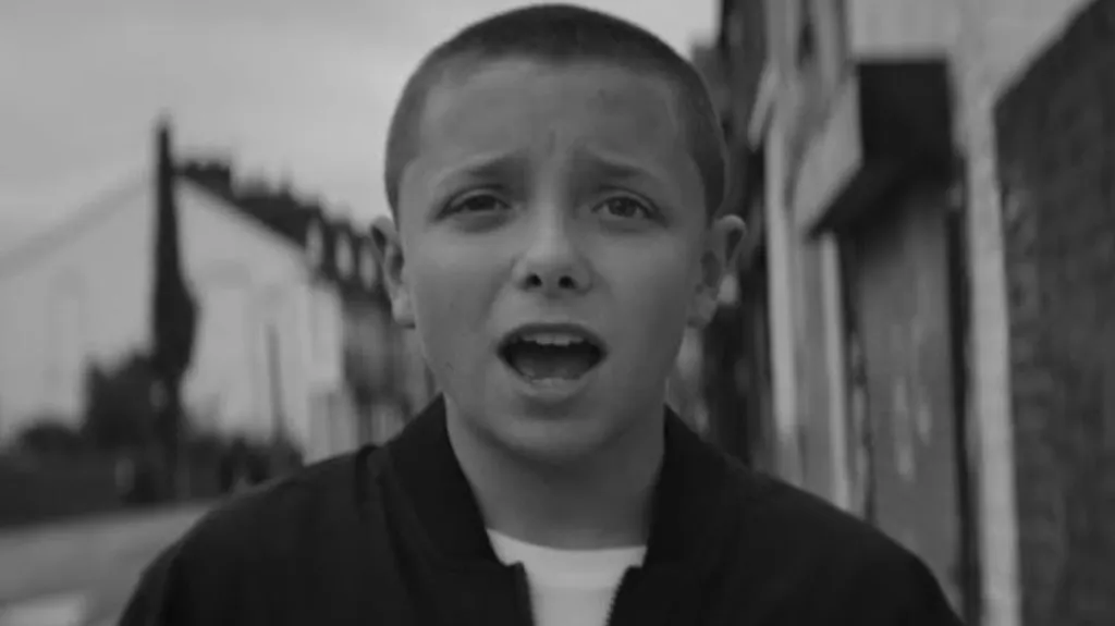 Klip Paula McCartneyho k písni Fuh You