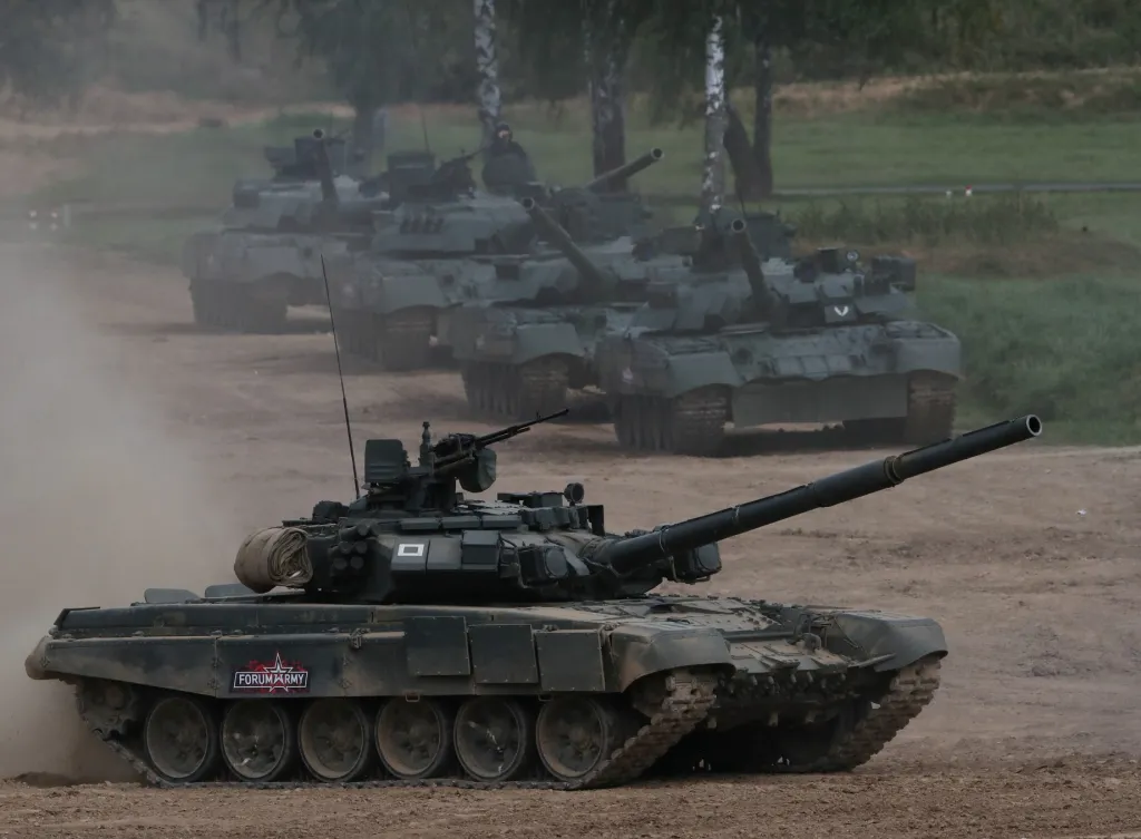 Ruská vláda nepolevuje v demonstraci své vojenské síly. Na show „Army-2020“ představila tank T-90A. Přehlídka se uskutečnila v moskevské oblasti zvané Alabino