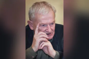 Zemřel divadelní teoretik i bývalý dramaturg Národního divadla Jan Císař
