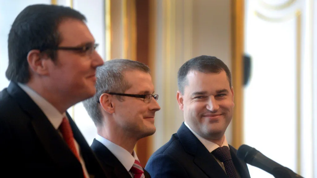 Miroslav Singer, Vladimír Tomšík a Mojmír Hampl