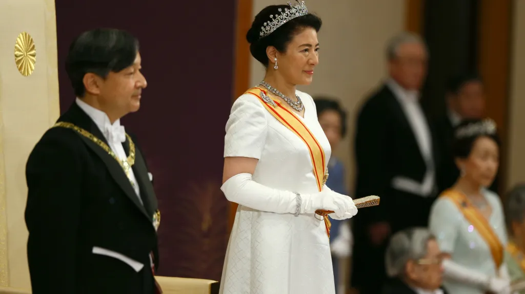Nový japonský císař Naruhito s manželkou Masako