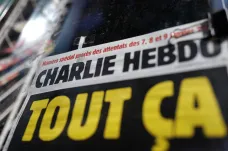 „Nedáme si pokoj.“ Charlie Hebdo opět otiskl karikatury proroka Mohameda. V den, kdy začal soud kvůli útoku na jeho redakci