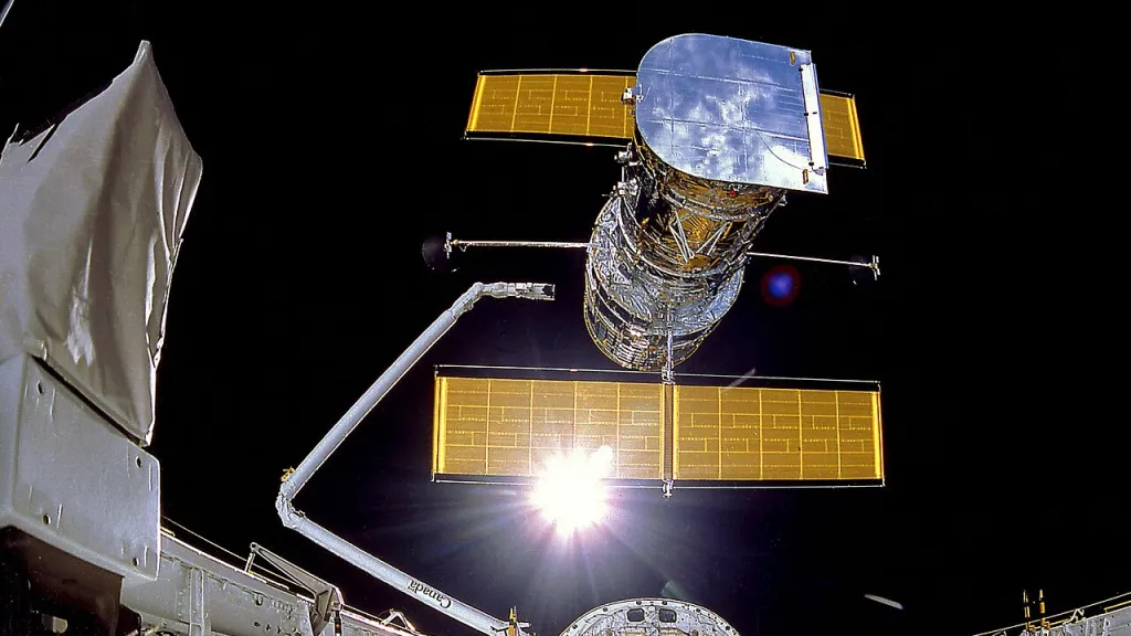 Martin Lulák z vědecké redakce ČT24 o Hubbleově dalekohledu