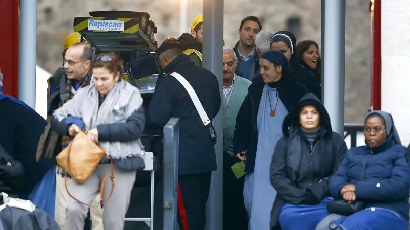 Bezpečnostní kontroly ve Vatikánu