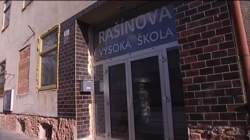 Studenti Rašínovy vysoké školy o své situaci