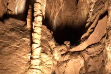 Unikátní objev. Amatérští speleologové našli v Moravském krasu obří dóm