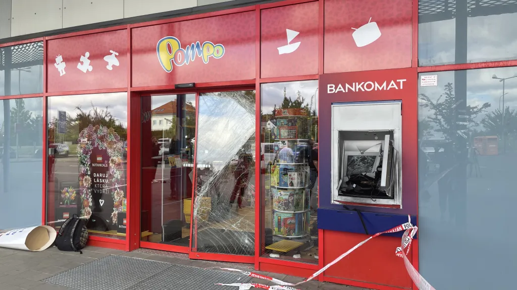 Odpálený bankomat v Kunraticích