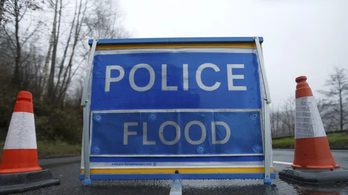 Spolupracovník ČT: Británie se připravuje na povodně