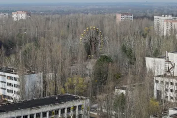 Pokus, který se vymkl kontrole. Sovětské úřady se explozi v Černobylu snažily utajit