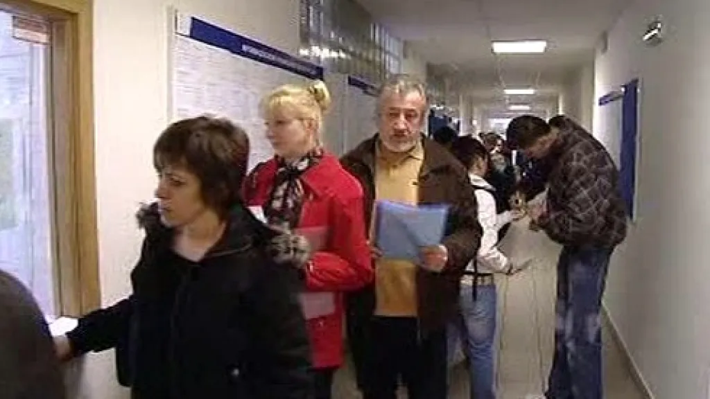 Fronta na finančním úřadě