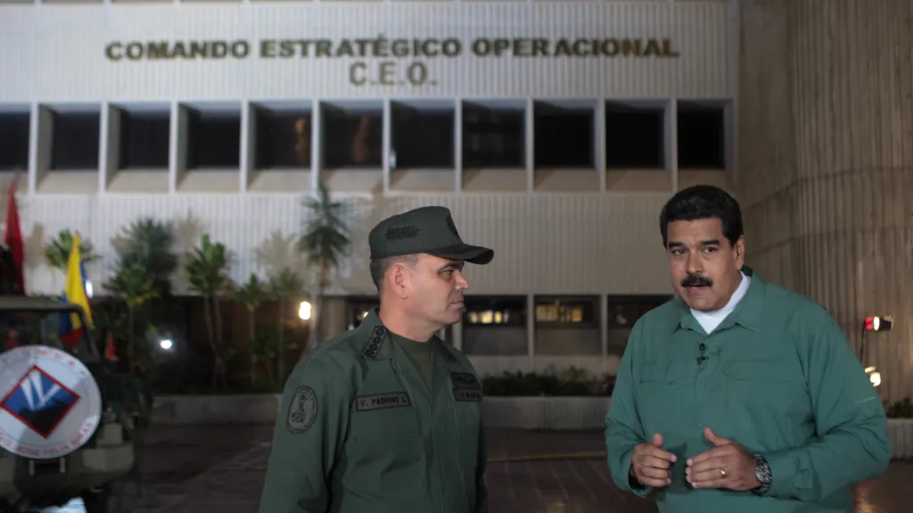 Nicolás Maduro s ministrem vnitra