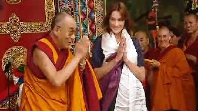 Slavnostní otevření buddhistického chrámu ve Francii