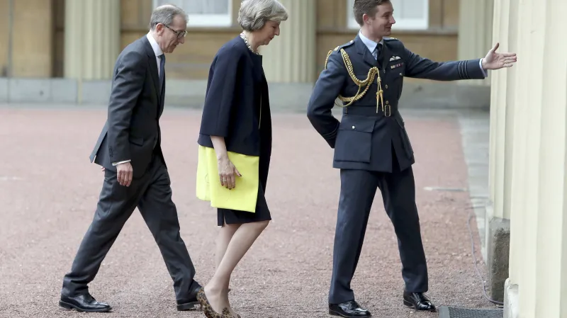 Události: Mayová vystřídala Camerona