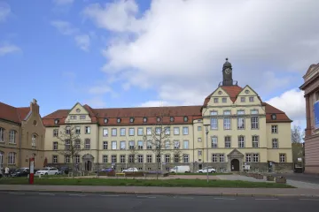 Spolkové země chtějí bránit soudy i média před extremisty