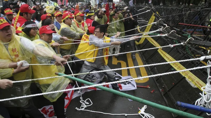 Protesty dělníků na Tchaj-wanu