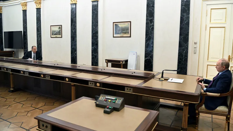 Sergej Lavrov a Vladimir Putin