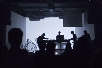 Když hudba tahá za kratší konec