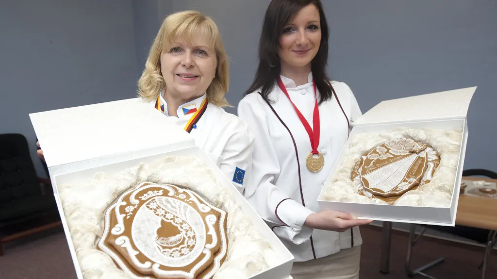 Vsetínské cukrářky si připravily dárek pro prince George