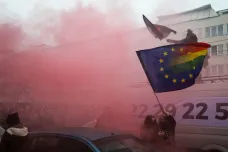 Tisíce Poláků demonstrovaly proti vládě