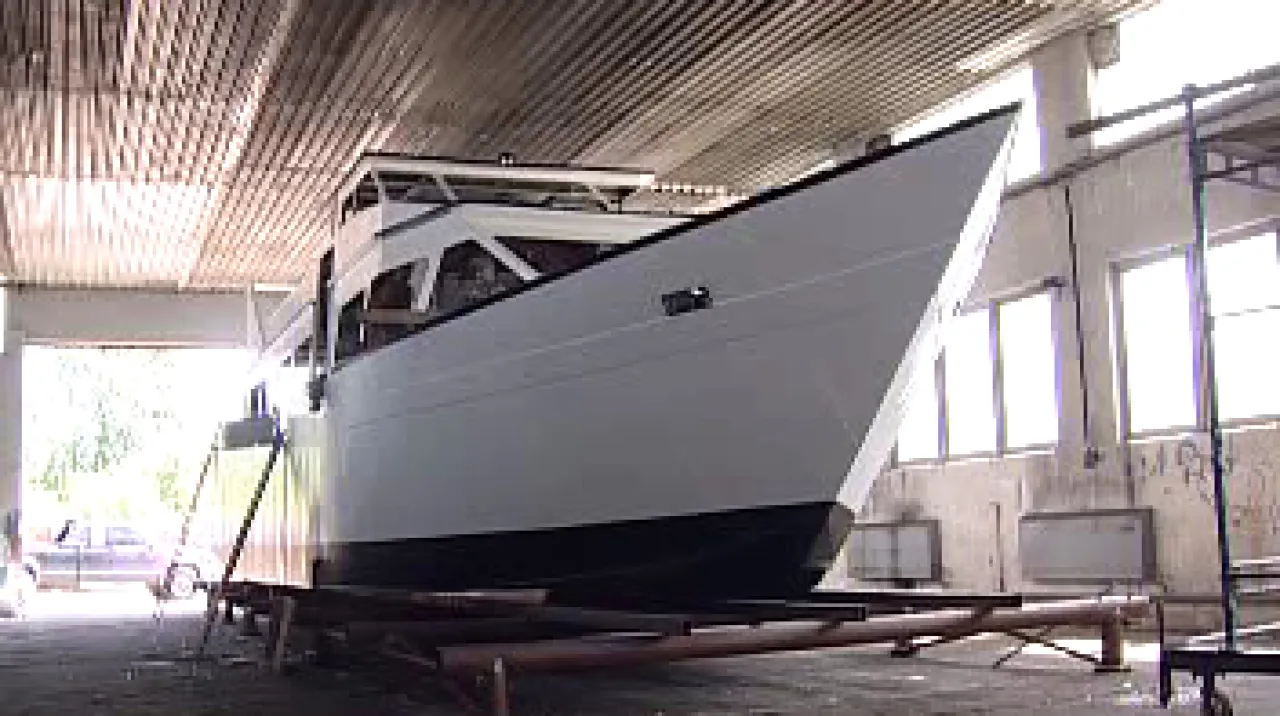 Nová výletní loď pro Vranovskou přehradu — ČT24 — Česká televize