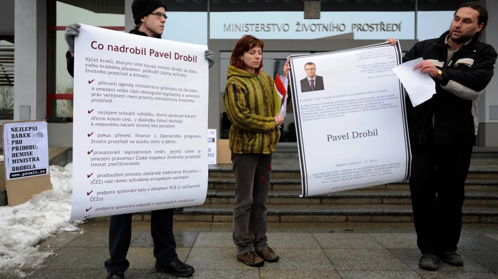 Protest proti Pavlu Drobilovi