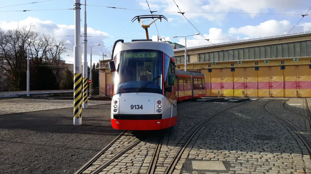 Druhá modernizovaná tramvaj Škoda 14T – vůz 9134