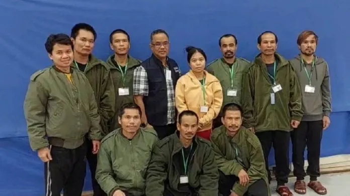 Thajští pracovníci propuštění Hamásem