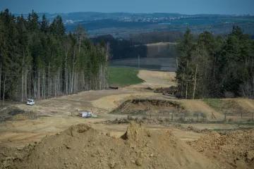 Na jihu se koplo. ŘSD zahájilo stavbu úseku D3 kolem Českých Budějovic