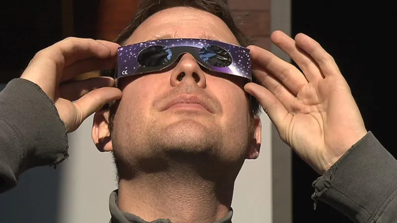 Ochrana očí při zatmění Slunce