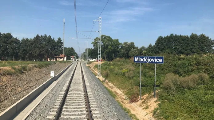 Opravený úsek železnice u Mladějovic