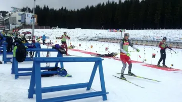 Trénink biatlonistů před zahájením mistrovství