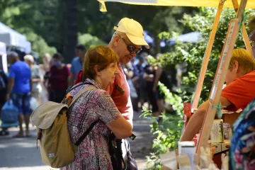 Co tu kytek rozkvétá, od jara do léta. V Olomouci začíná Flora, provází ji přísnější hygienická opatření