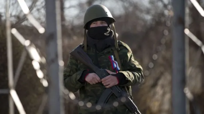 Horizont 24: Armády Ruska a Ukrajiny předvádějí svou sílu