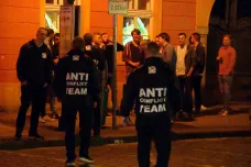 Praha 1 si na hlučné cizince v centru najala antikonfliktní tým 