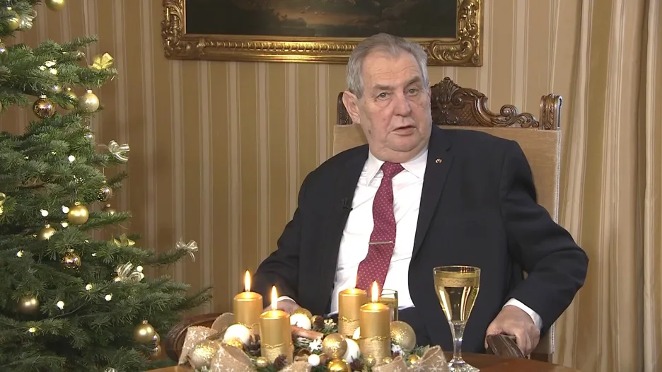 Události: Zeman ve vánočním poselství chválil vládu a pobouřil klimatické aktivisty