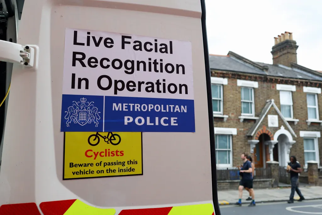 Karneval v londýnské čtvrti Notting Hill