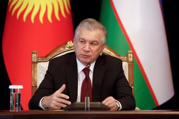 Mirzijojev smí vládnout do roku 2040. Uzbekové odhlasovali i garanci některých práv a svobod