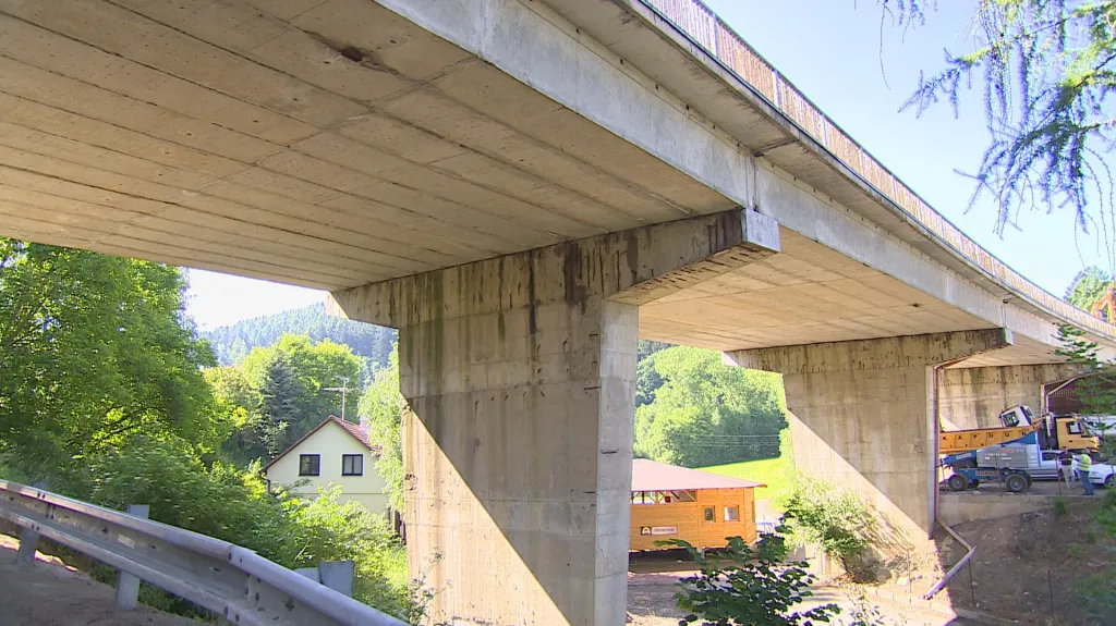 Most u Černé Hory je v havarijním stavu