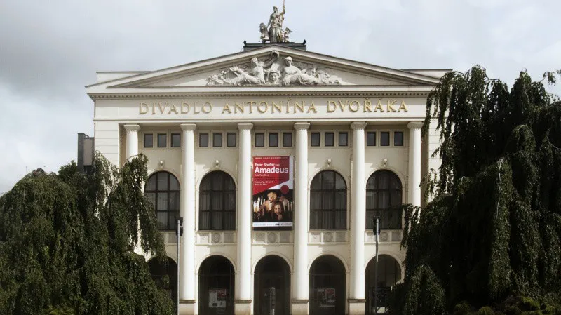 Divadlo Antonína Dvořáka v Ostravě