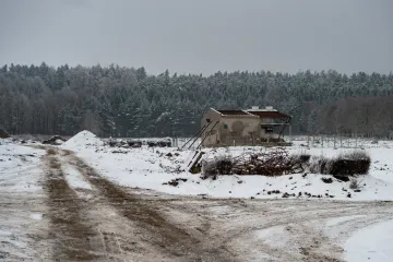 Demolice vepřína v Letech je u konce, může vzniknout památník holocaustu