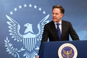 Šéf NATO Rutte ve čtvrtek navštíví Česko