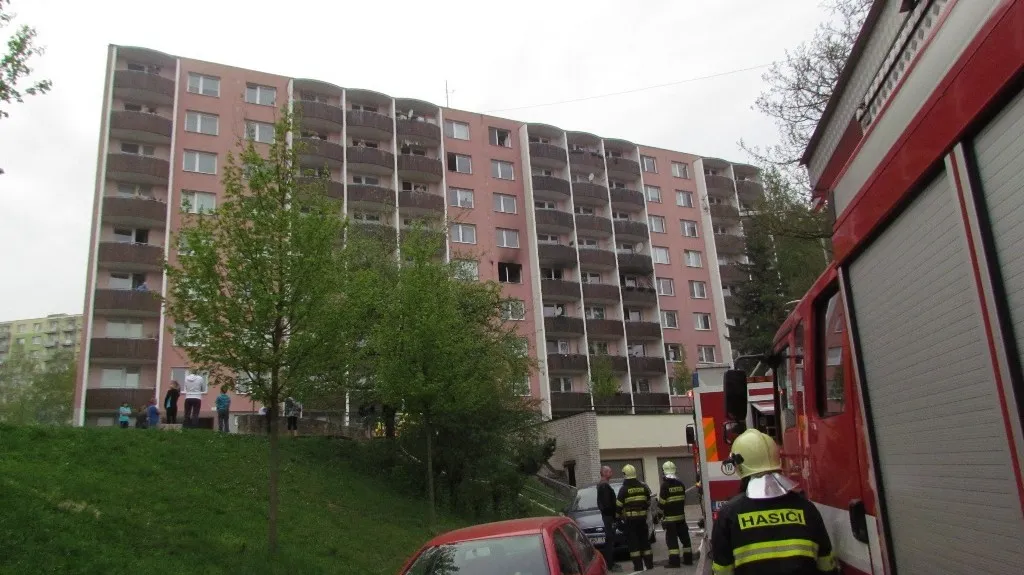 Panelový dům, ve kterém hořelo