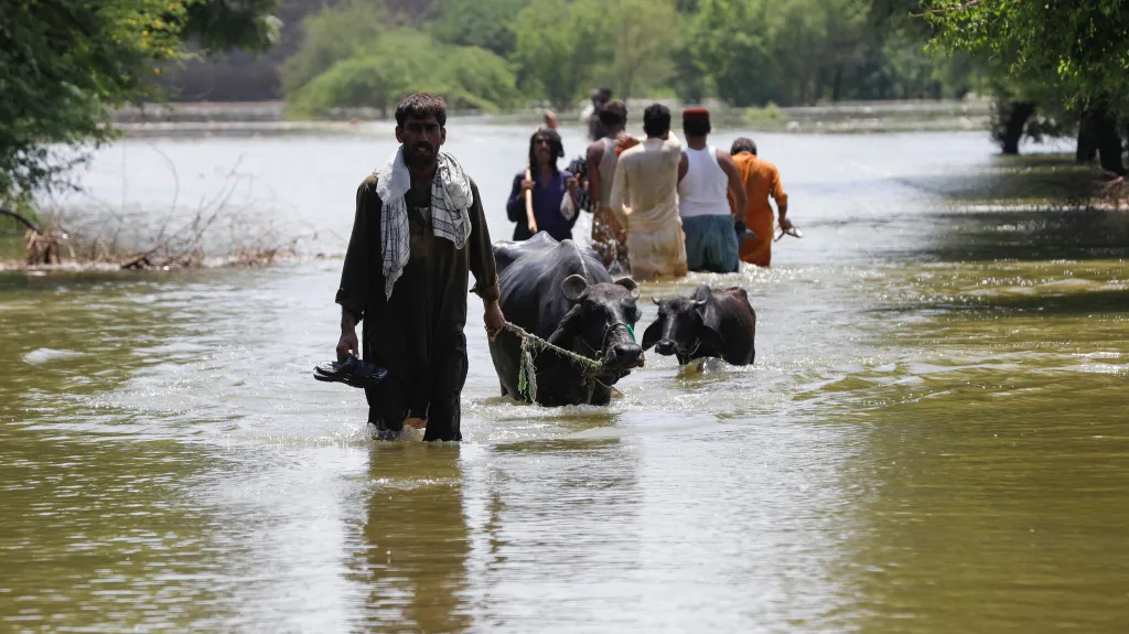 Tisíce obyvatel Pákistánu přišlo během sezony monzunů o své domovy