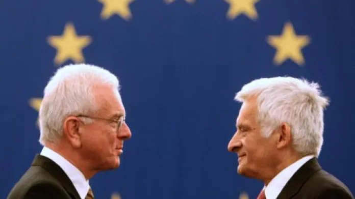 Hans-Gert Pöttering a Jerzy Buzek