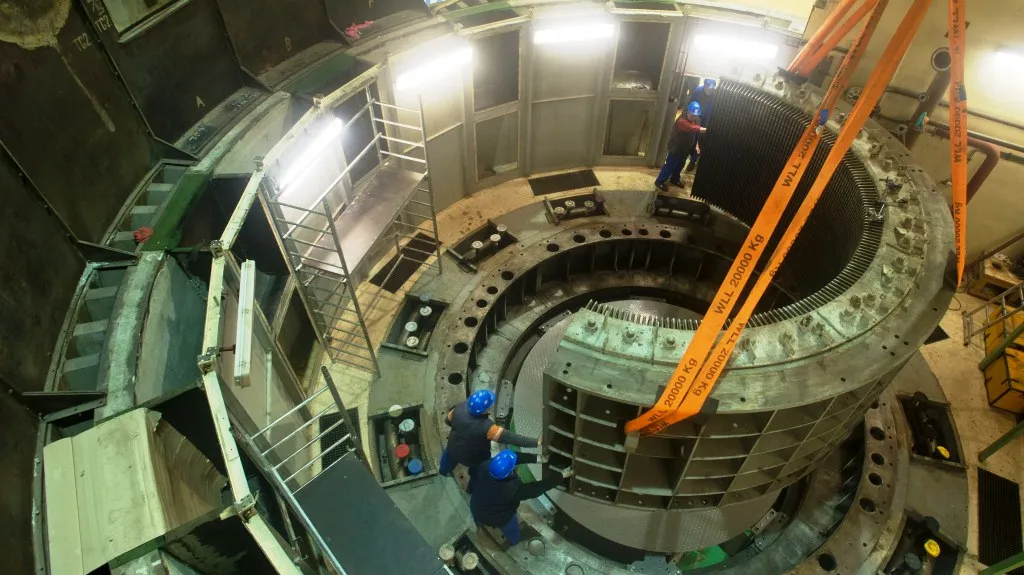 Stator generátoru Francisovy turbíny