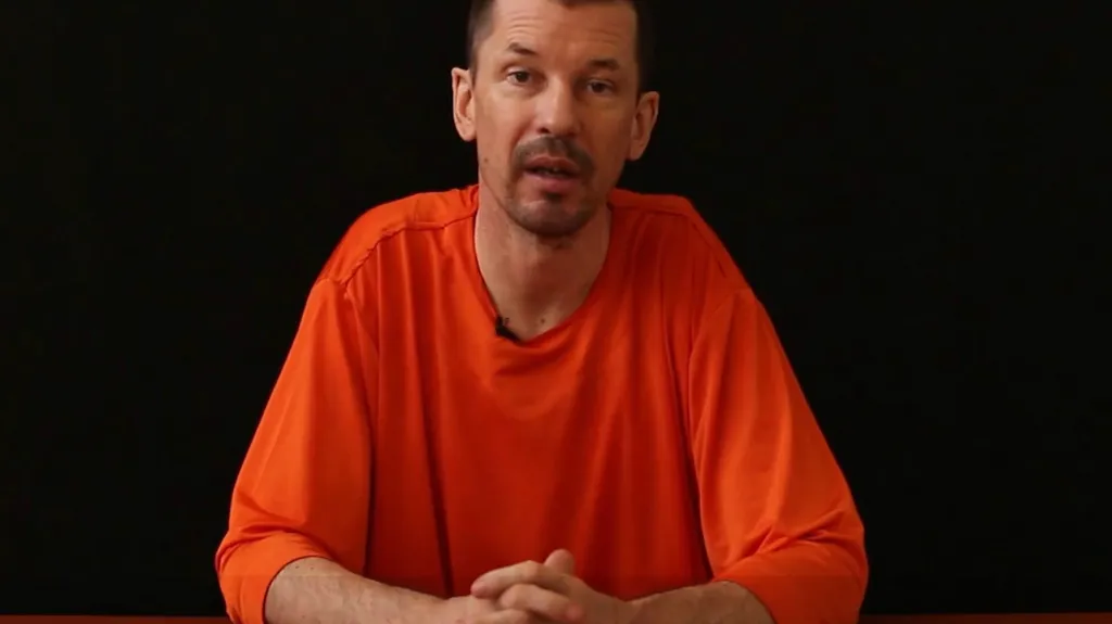 John Cantlie na videu zveřejněném Islámským státem