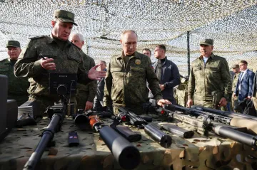 Putin podepsal rozpočet na další čtyři roky. Přes třetinu výdajů jde na „obranu“