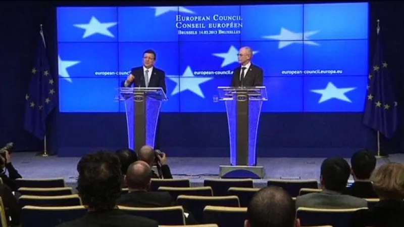 Závěrečný den summitu bude patřit zahraniční politice