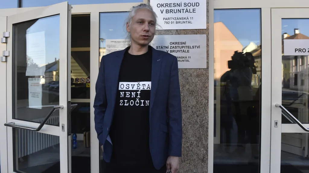 Robert Veverka před bruntálským okresním soudem