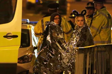 OBRAZEM: Po koncertu přišel výbuch. A Manchester ztichl